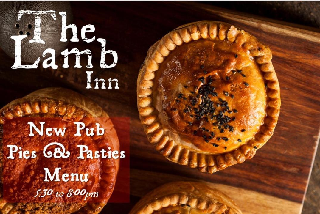 The Lamb Inn Кредитън Екстериор снимка