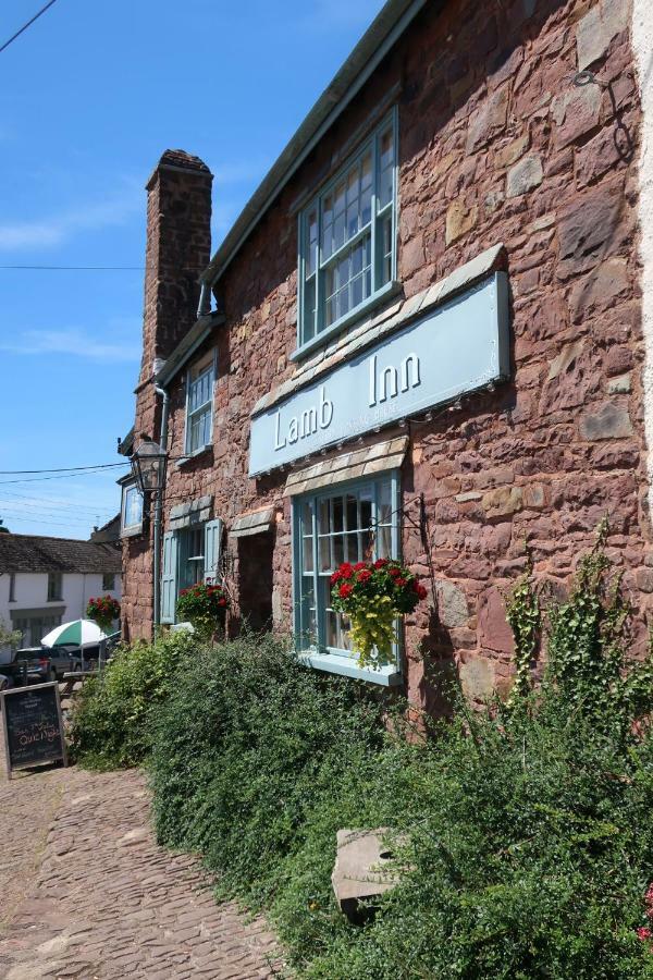 The Lamb Inn Кредитън Екстериор снимка